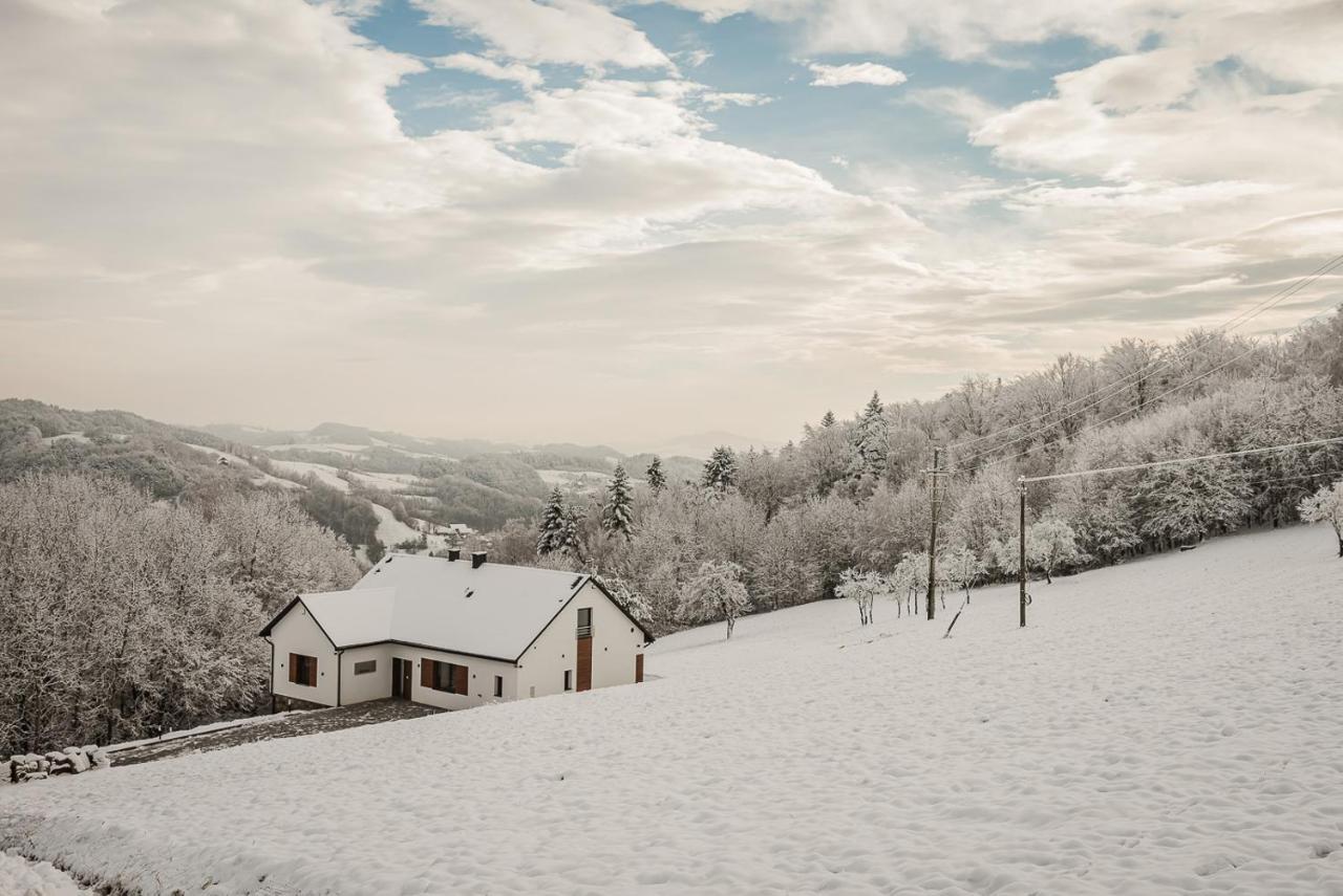 Krosna92 Exteriér fotografie